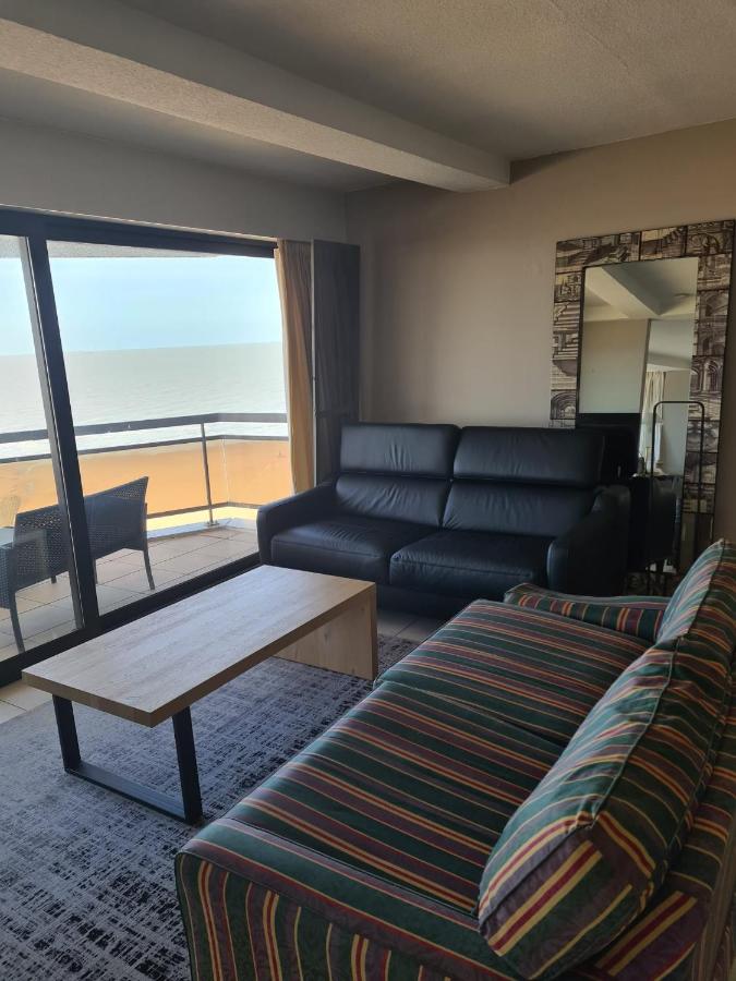 luxurious apartment with sea view hondvriendelijke hotel blankenberge