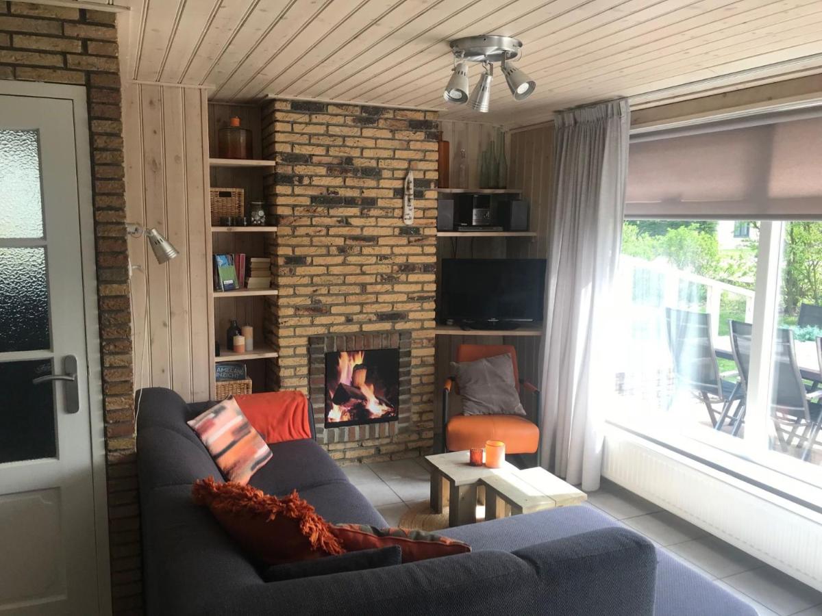 Hondvriendelijke Hotels Ameland Secluded Holiday Home in Ballum Frisian Islands with Terrace Photo 3