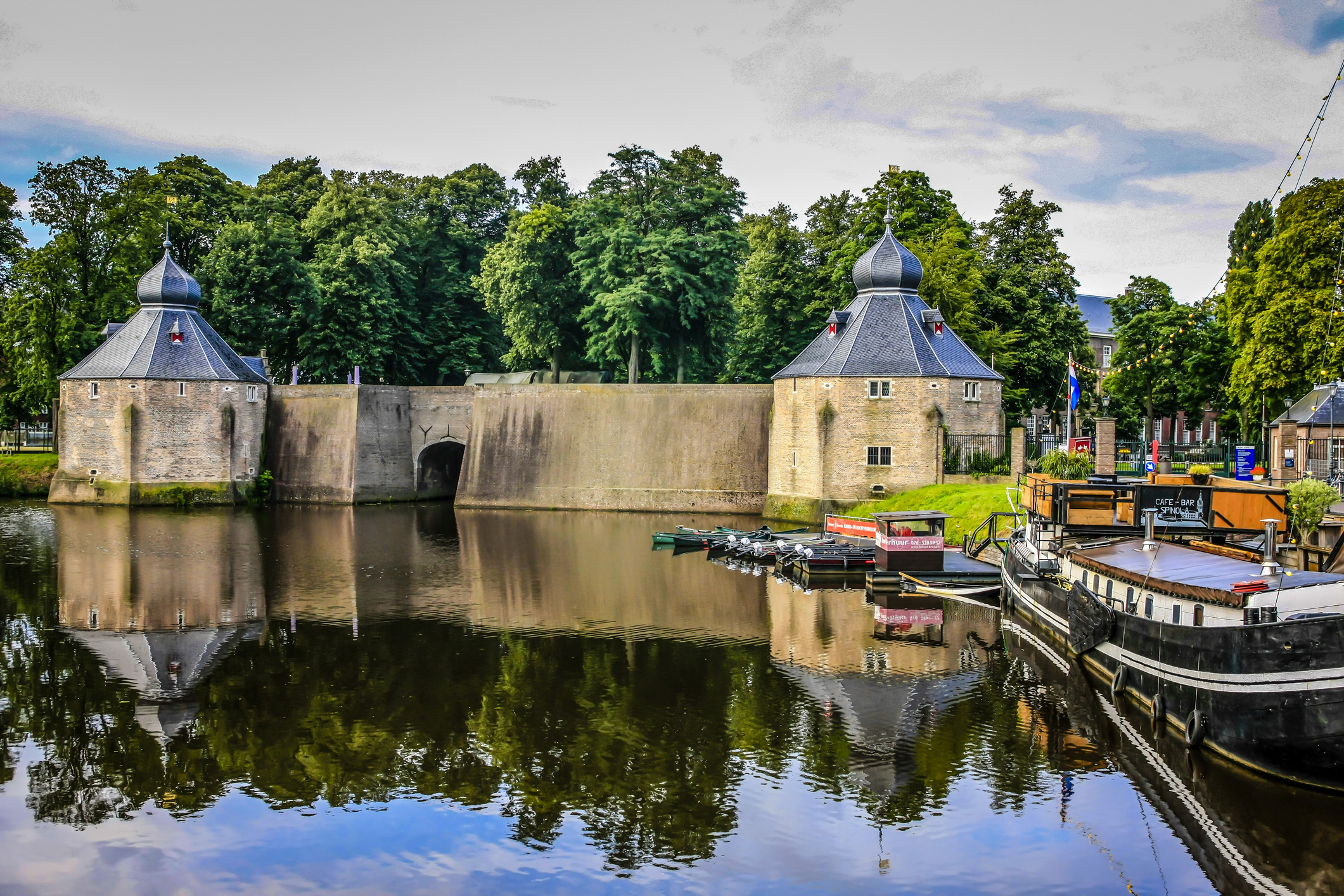 hondvriendelijke hotels breda